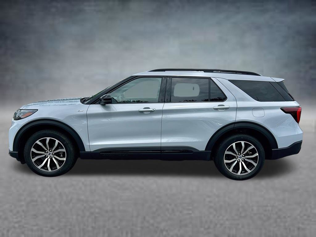 Used 2026 Ford Explorer ST-Line AWD/4WD image 9