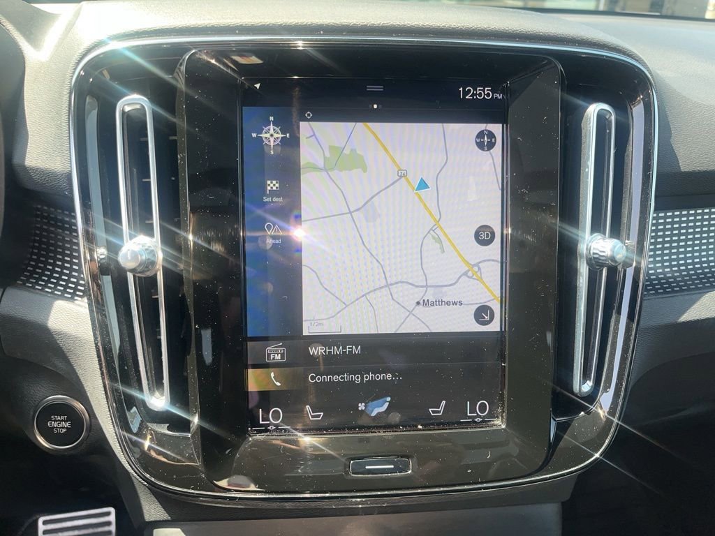 Used 2021 Volvo XC40 T5 R-Design w/ Climate Package image 7