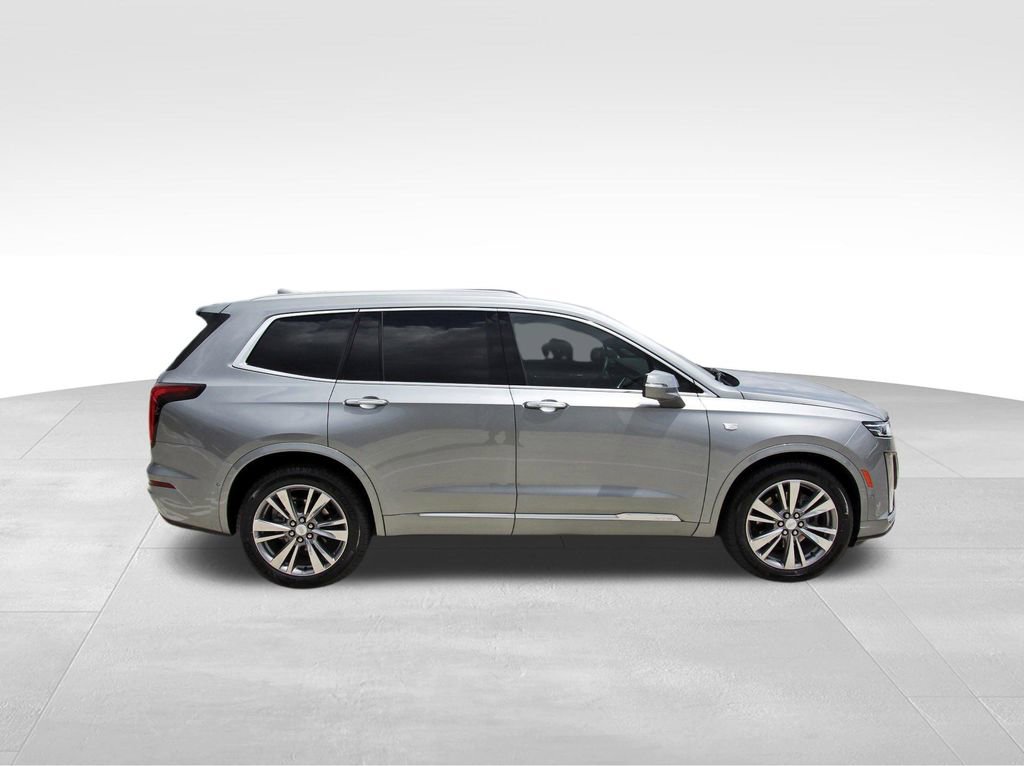 Used 2024 Cadillac XT6 Premium Luxury w/ Technology Package image 5