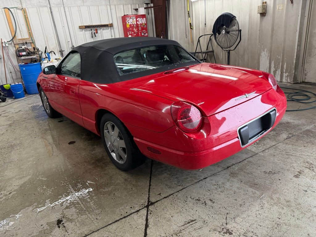 Used 2003 Ford Thunderbird image 3