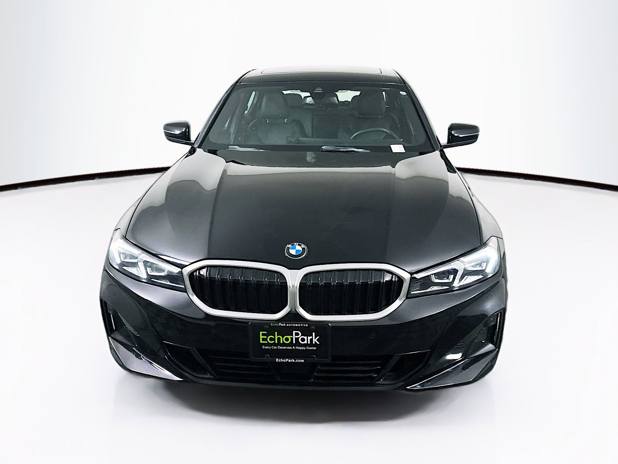 Used 2025 BMW 330i Sedan w/ Convenience Package image 2