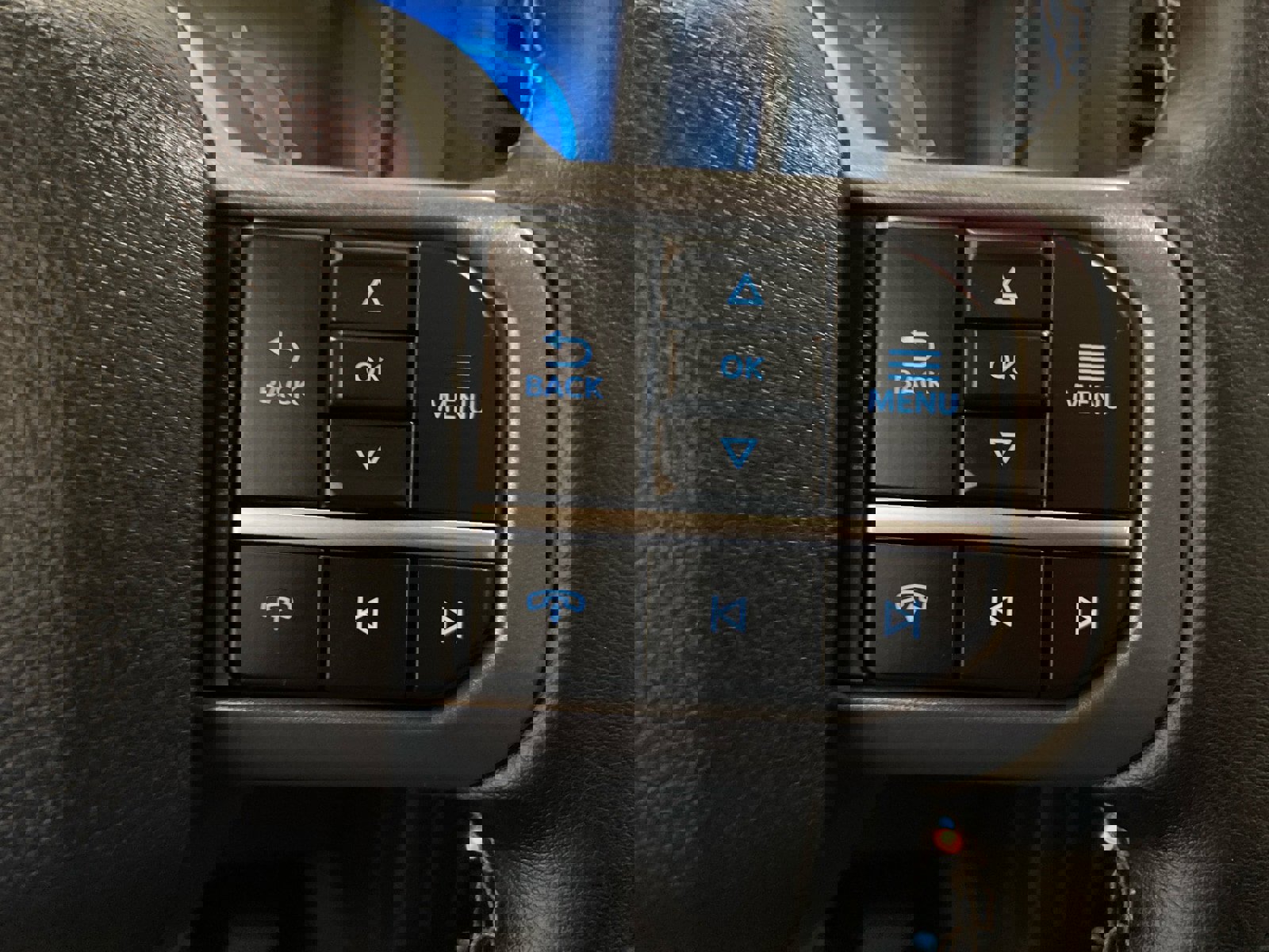 Certified 2025 Ford F150 Lariat w/ Equipment Group 502A High image 22