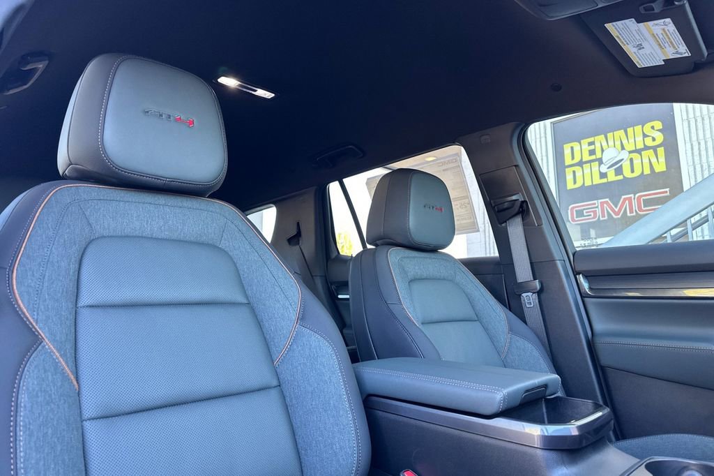 New 2026 GMC Terrain AT4 AWD/4WD image 17