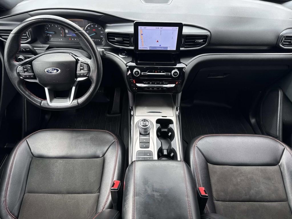 Certified 2022 Ford Explorer ST-Line w/ Class IV Trailer Tow Package image 8