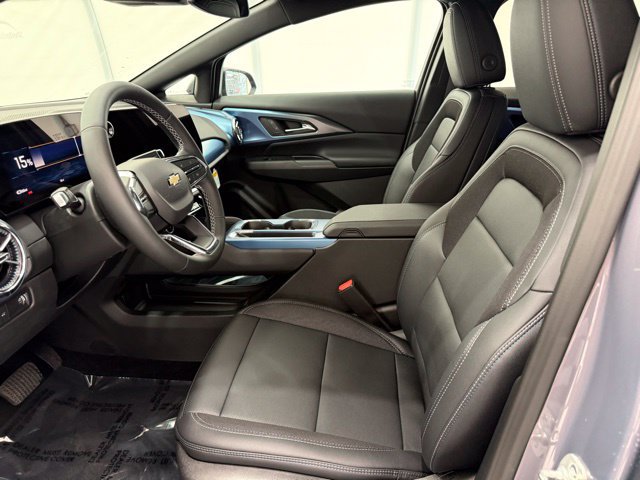 New 2026 Chevrolet Equinox EV LT FWD image 13