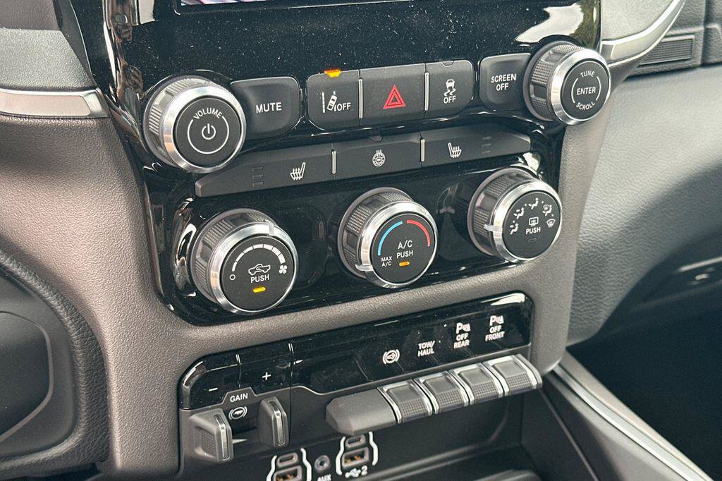 New 2027 RAM 2500 Big Horn AWD/4WD image 19