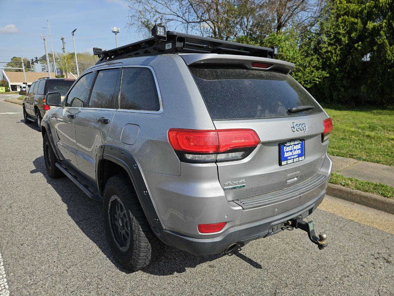 Used 2014 Jeep Grand Cherokee Limited w/ Luxury Group II AWD/4WD image 4