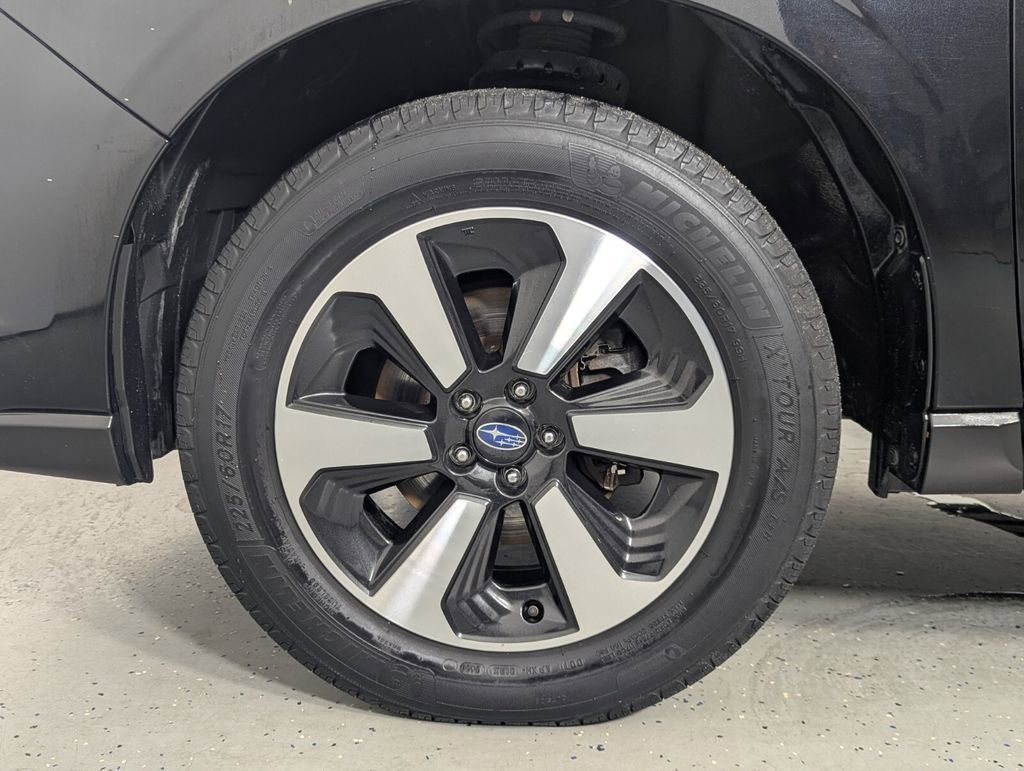 Used 2017 Subaru Forester 2.5i Premium AWD/4WD image 9