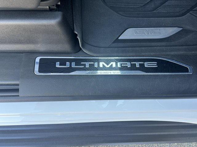 Used 2024 GMC Sierra 2500 Denali Ultimate AWD/4WD image 21