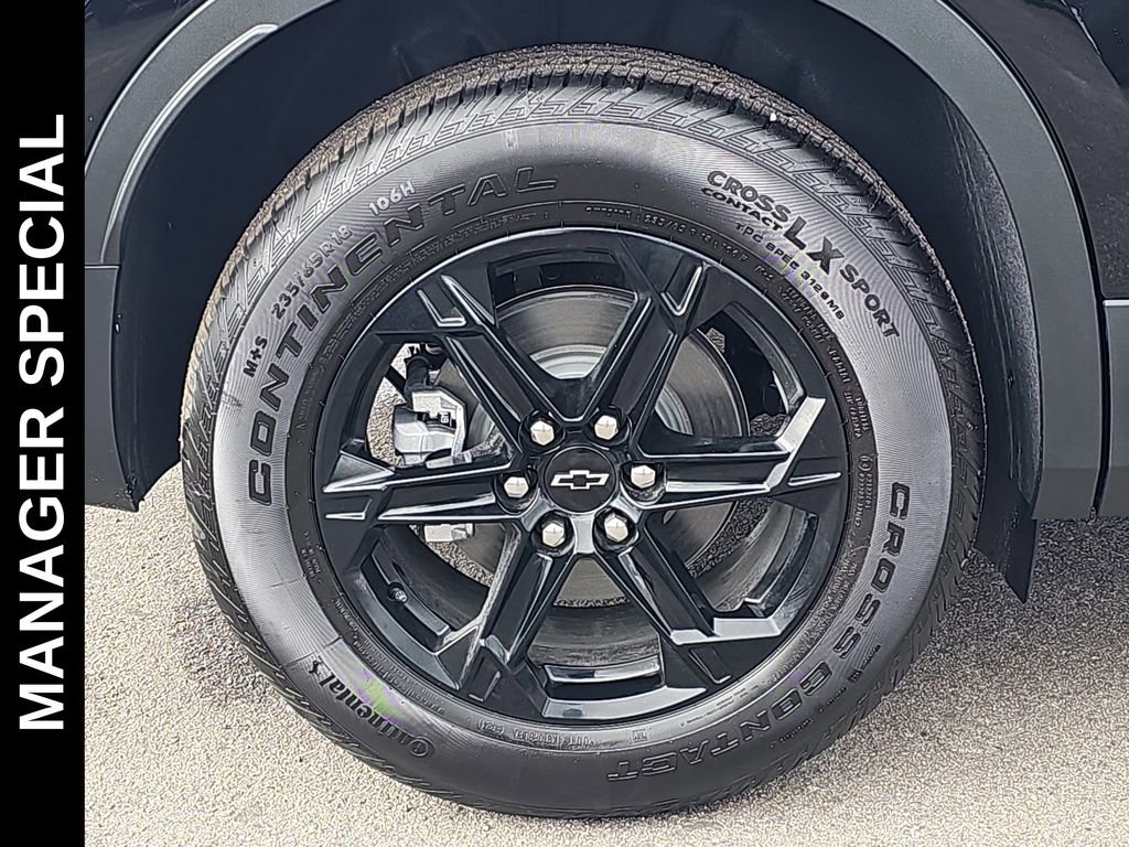 New 2025 Chevrolet Blazer LT w/ Convenience Package image 37