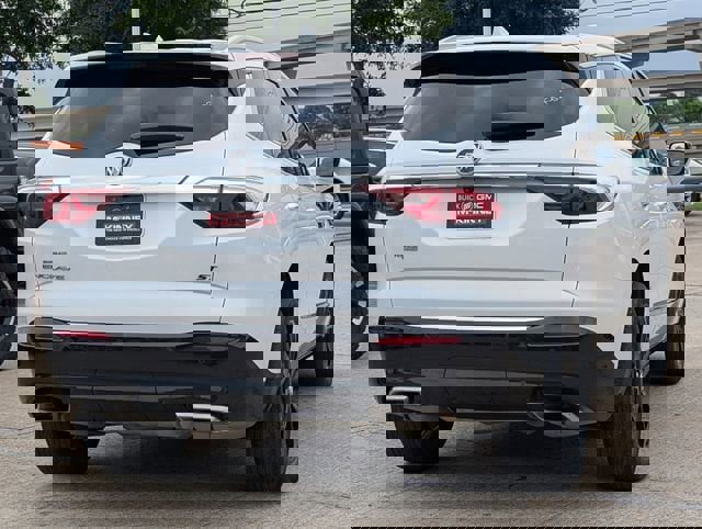 Certified 2024 Buick Enclave Essence w/ Sport Touring Edition image 4