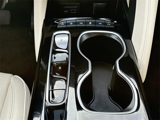 Certified 2021 Buick Envision Avenir w/ Technology Package II image 16