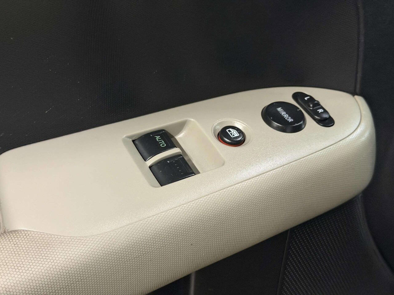 Used 2008 Honda Element LX image 15