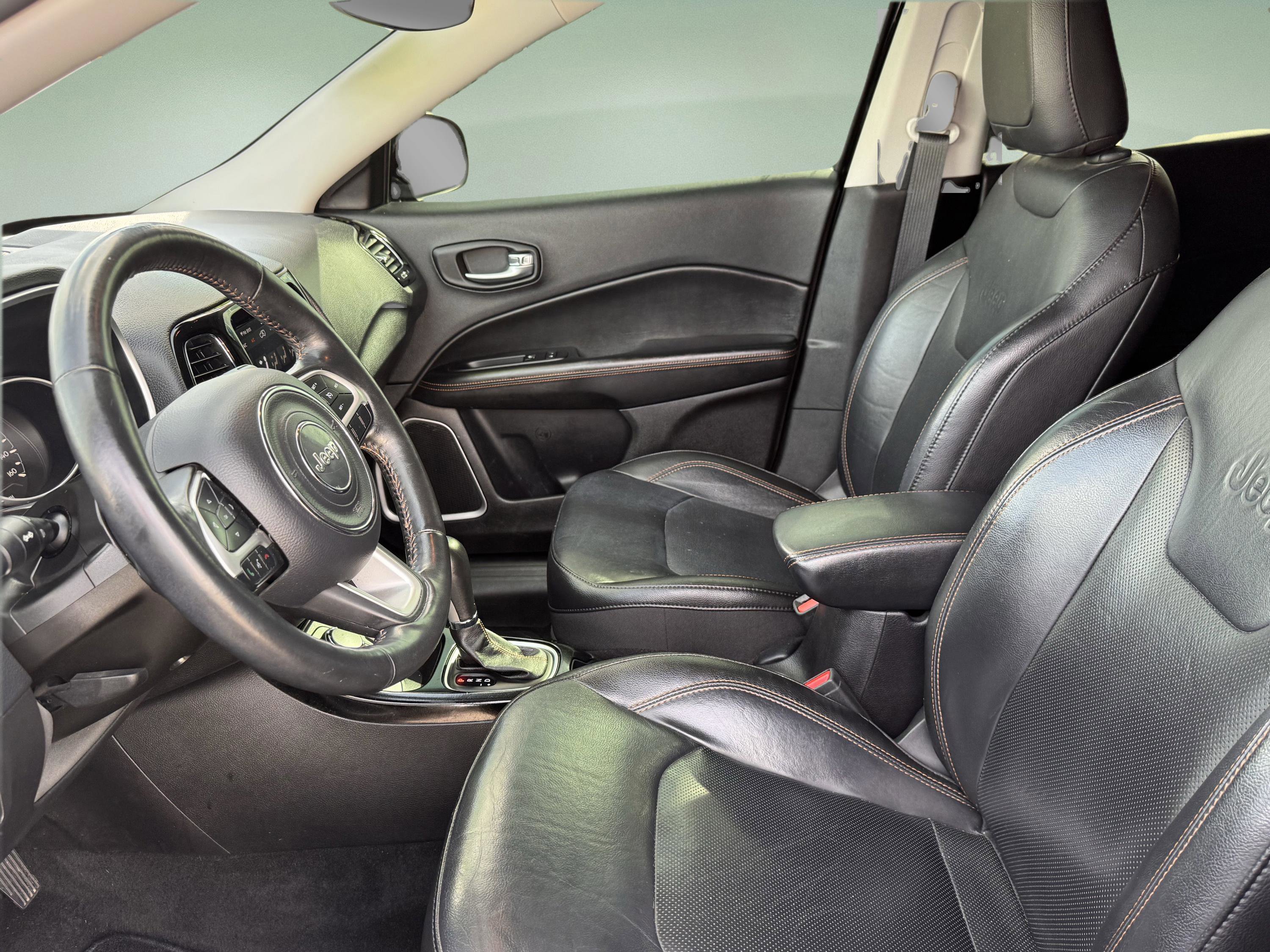 Used 2019 Jeep Compass Limited image 9