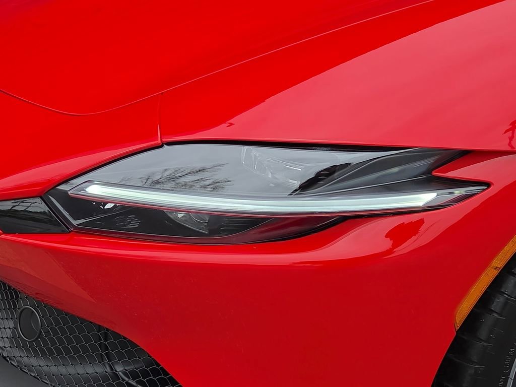 Used 2024 Ferrari Roma RWD image 22