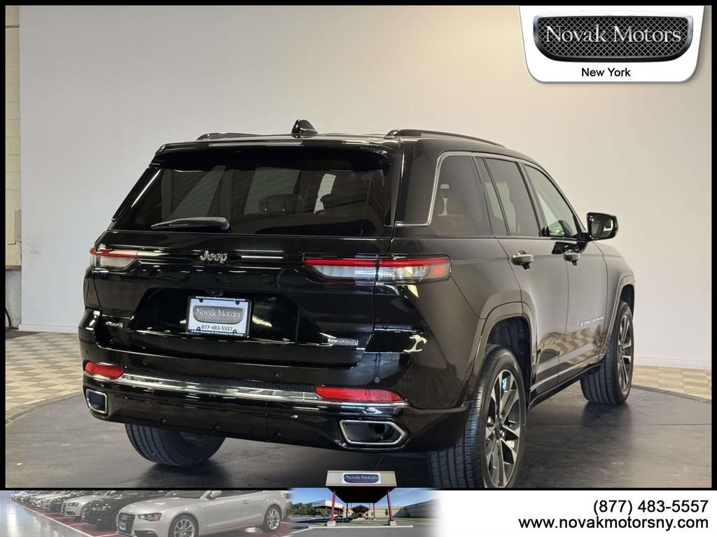 Used 2023 Jeep Grand Cherokee Overland AWD/4WD image 11