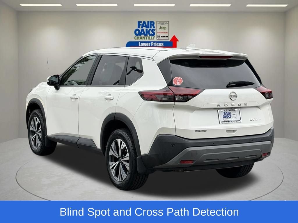 Used 2023 Nissan Rogue SV AWD/4WD image 10