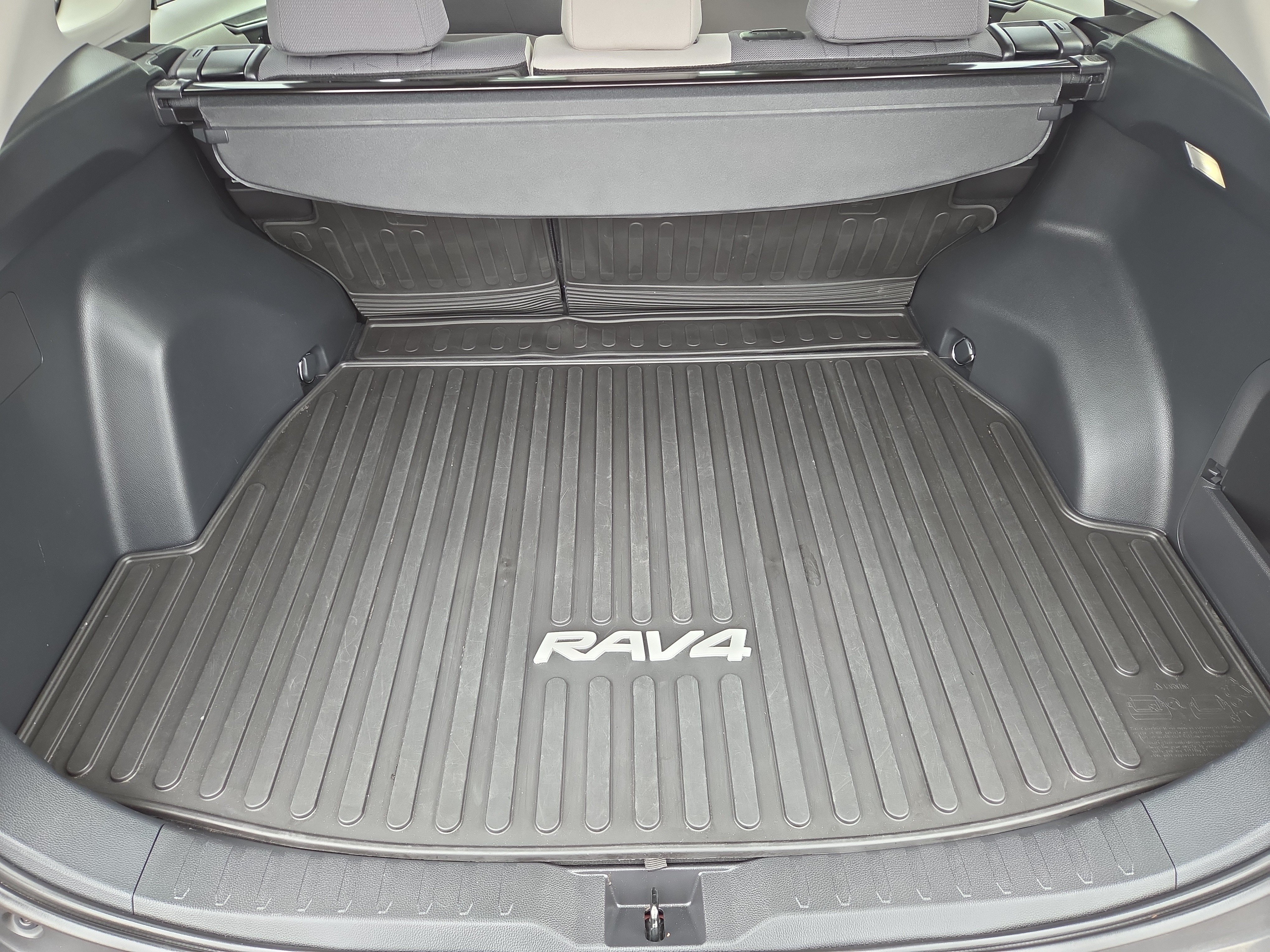 Certified 2023 Toyota RAV4 XLE w/ Convenience Package AWD/4WD image 32