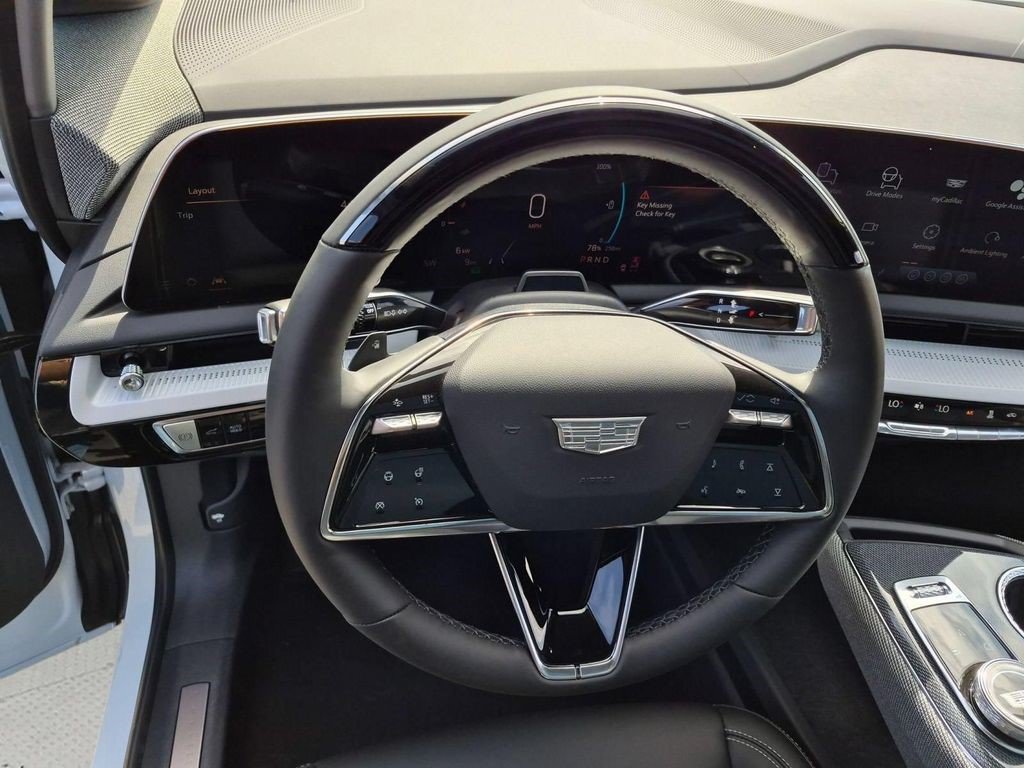 Certified 2026 Cadillac Optiq Sport 1 RWD image 28