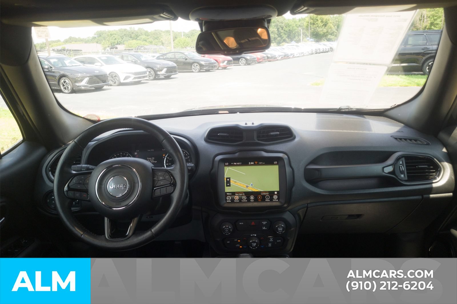 Used 2022 Jeep Renegade Altitude w/ Sun/Sound Group AWD/4WD image 18