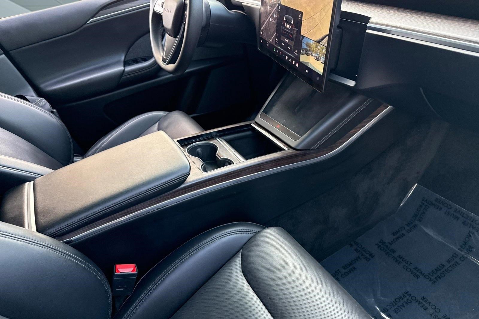 Used 2024 Tesla Model X image 31