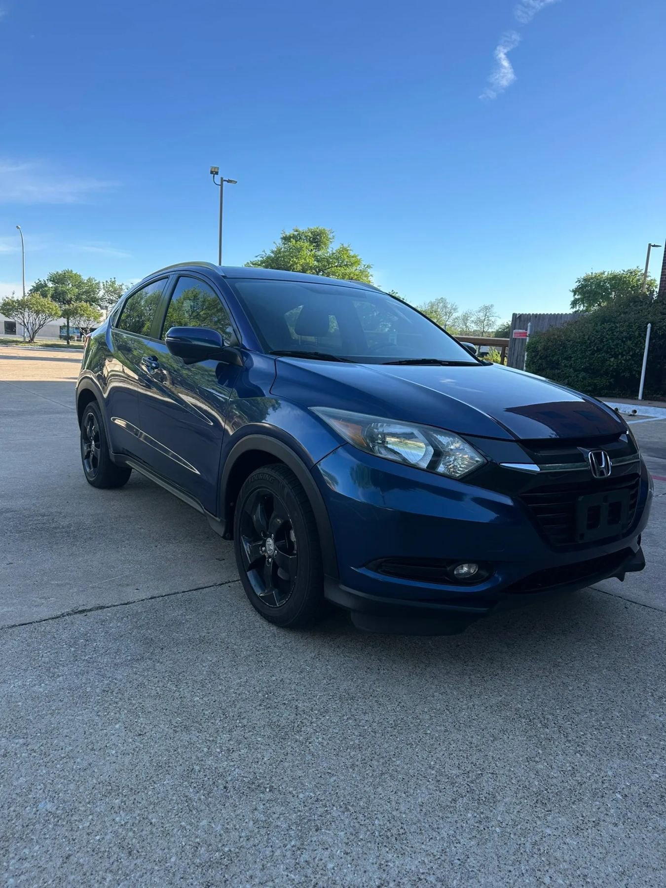 Used 2016 Honda HR-V EX-L image 3