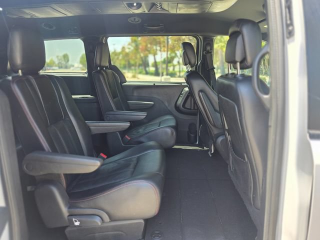 Used 2019 Dodge Grand Caravan GT FWD image 27