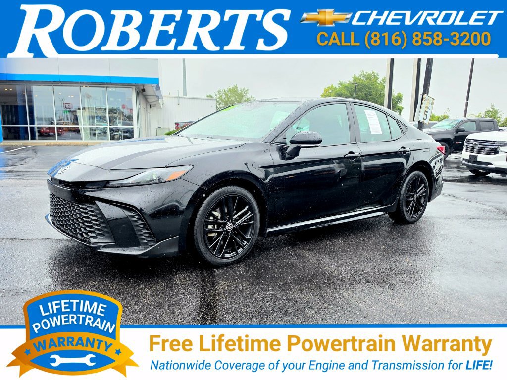 Used 2025 Toyota Camry SE