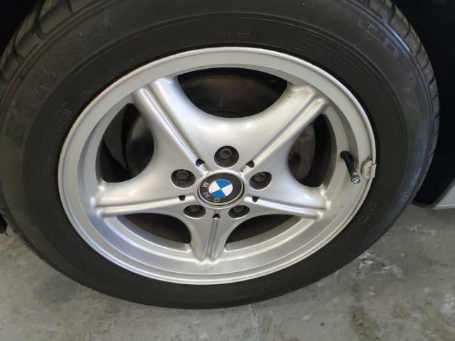 Used 1997 BMW Z3 1.9 RWD image 32