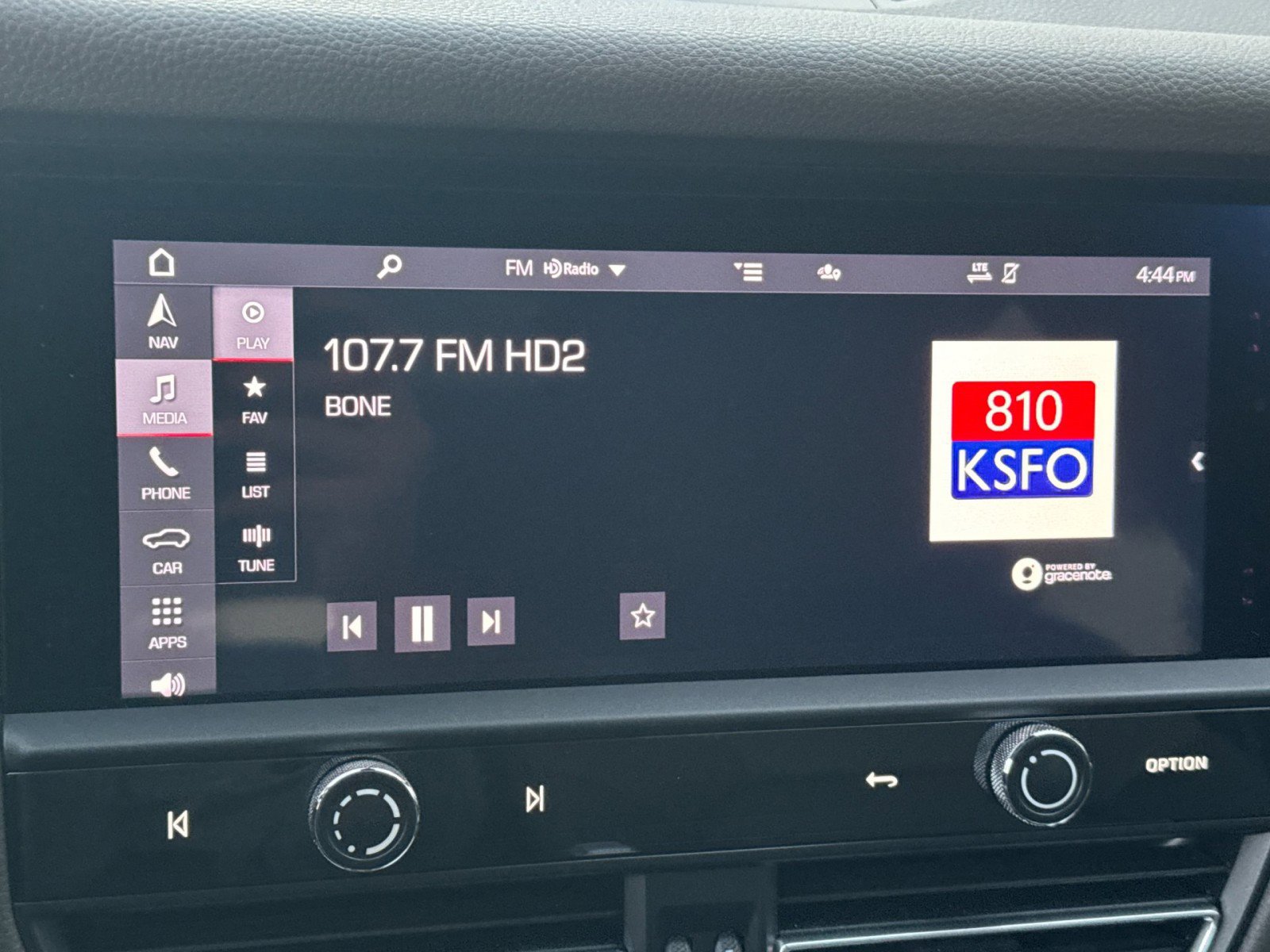 Used 2023 Porsche Macan S image 18