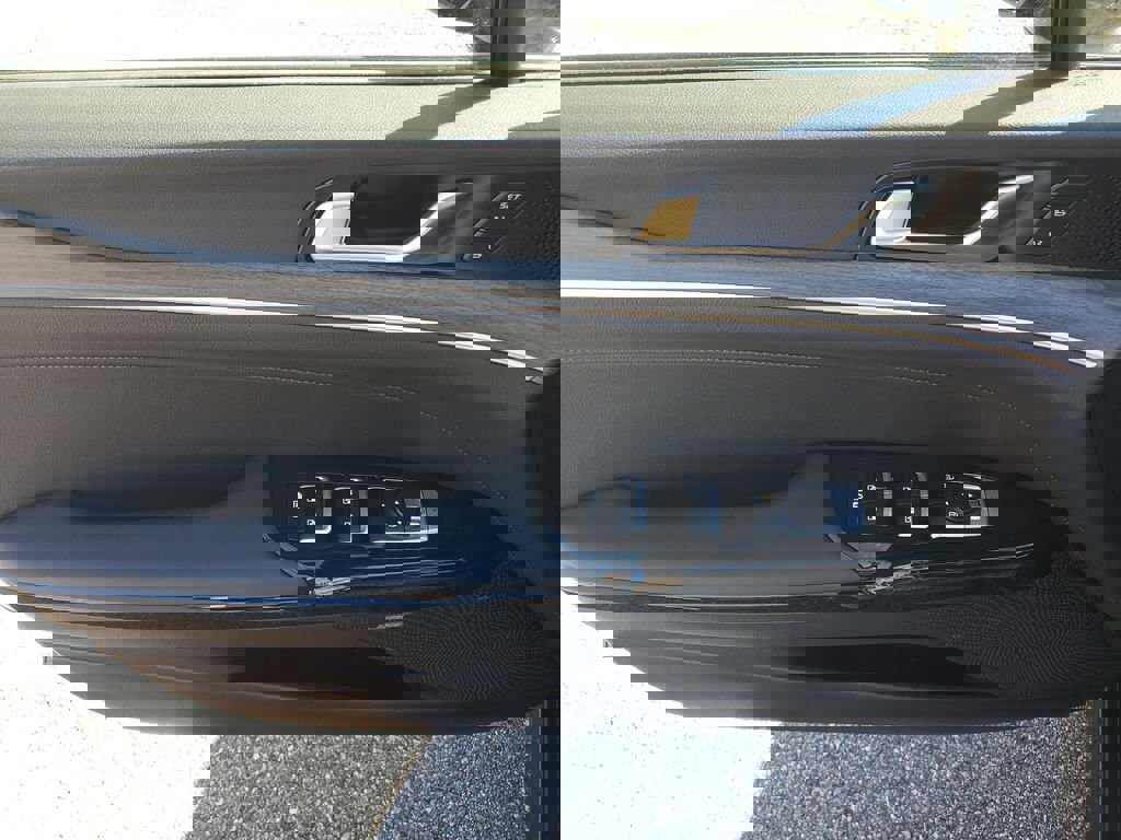 New 2026 Kia K5 EX image 19