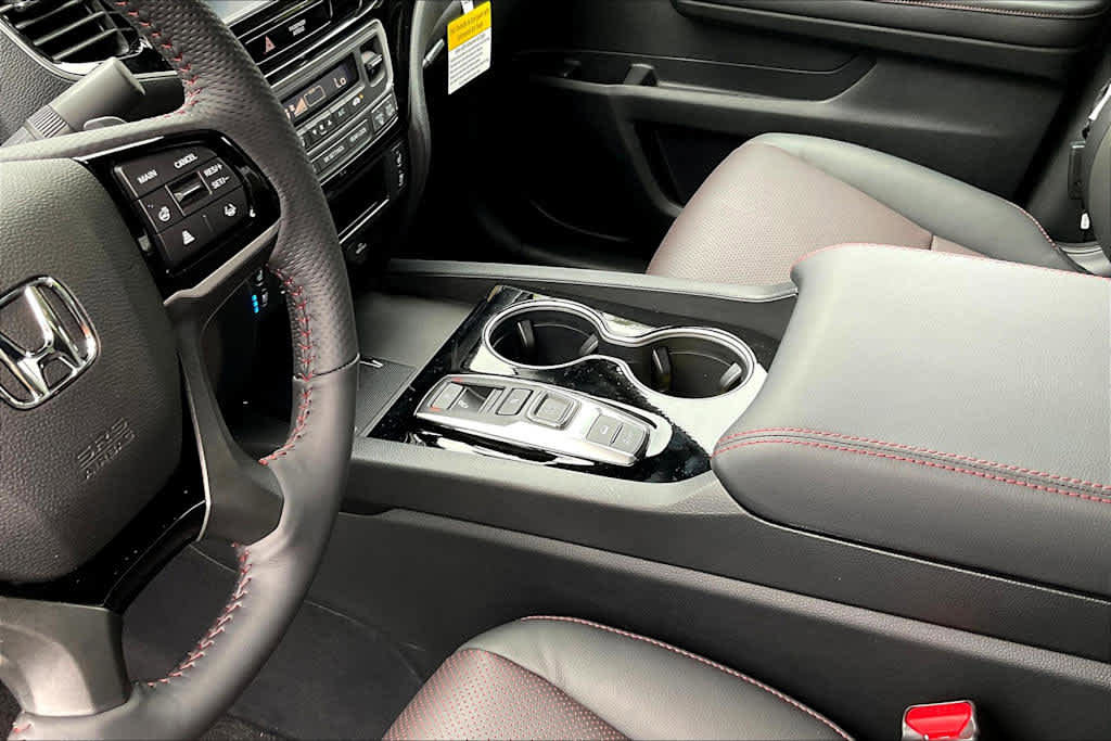 New 2026 Honda Ridgeline Black Edition image 13