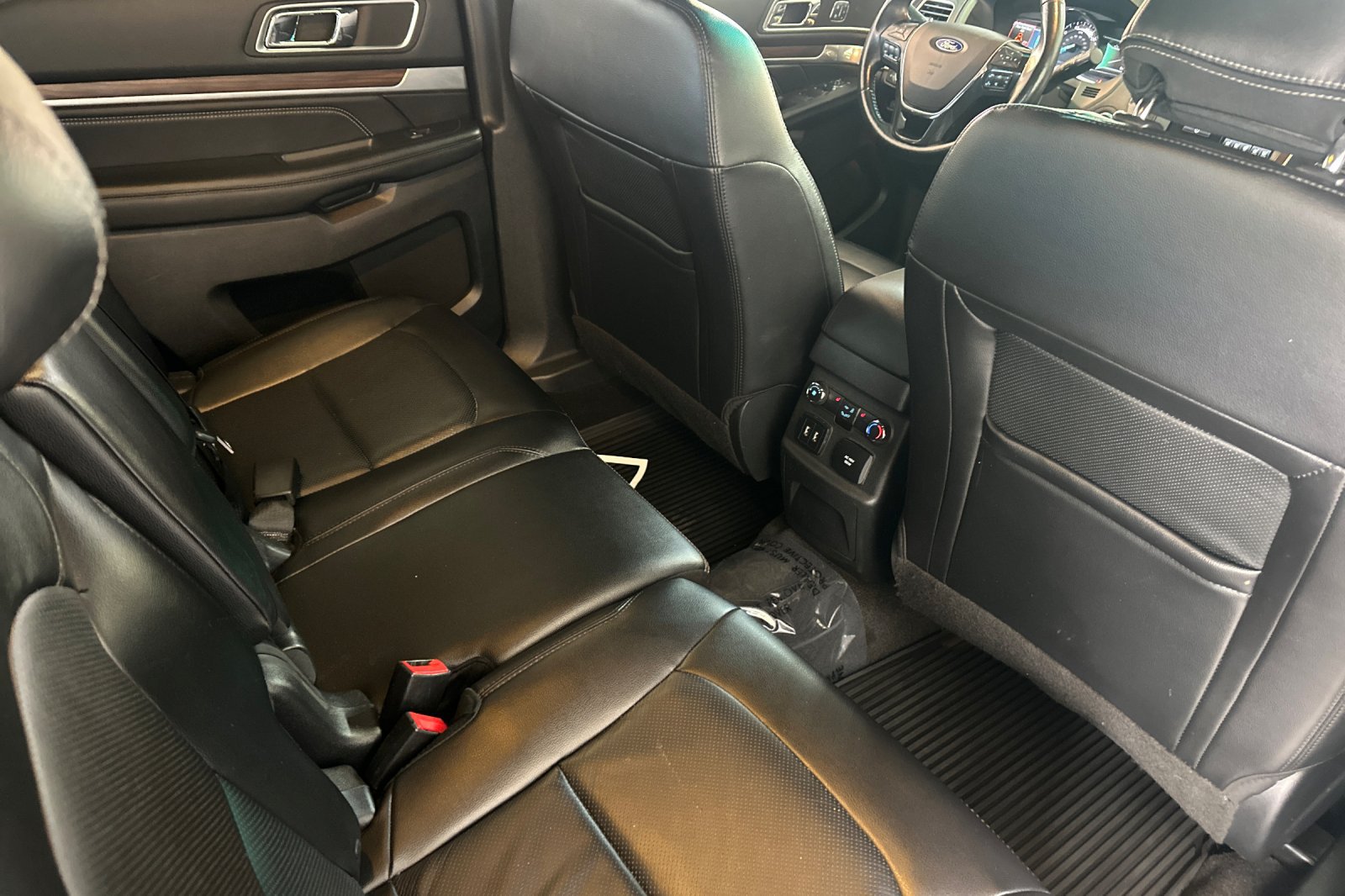 Used 2016 Ford Explorer Limited AWD/4WD image 31