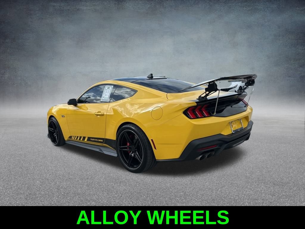 Used 2024 Ford Mustang GT Premium image 7