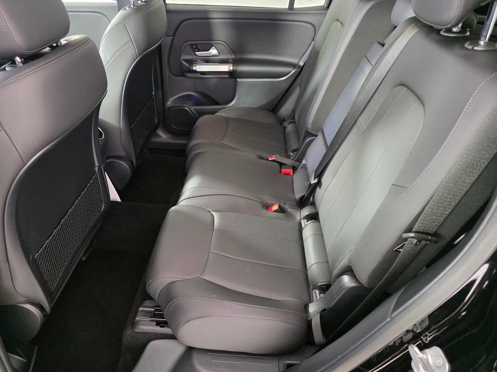 Certified 2025 Mercedes-Benz GLB 250 image 13