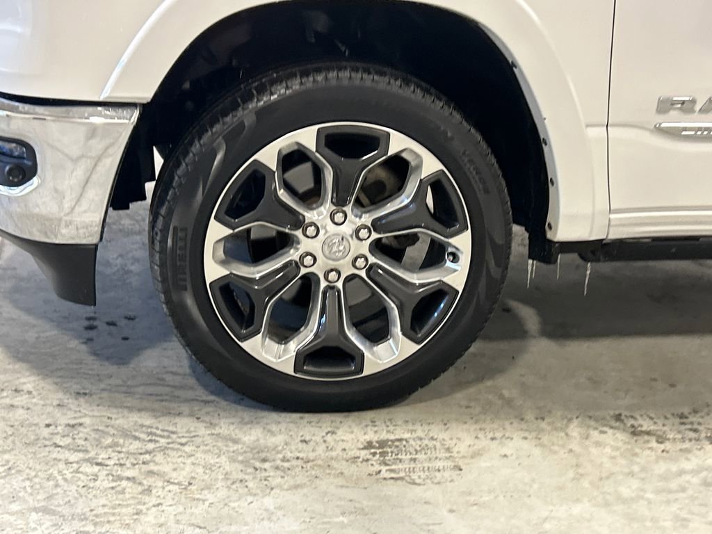 Used 2022 RAM 1500 Limited AWD/4WD image 11