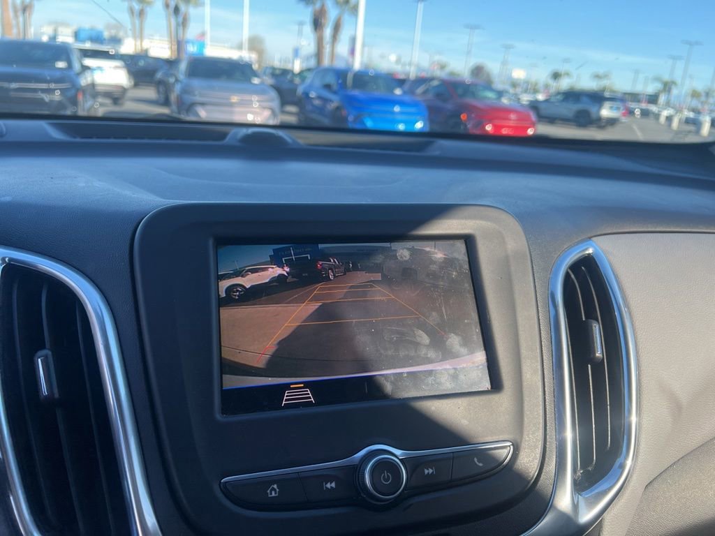 Used 2021 Chevrolet Equinox LS w/ LS Convenience Package image 23