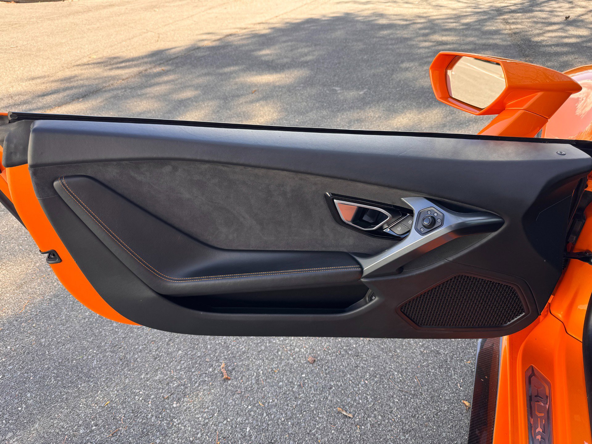 Used 2015 Lamborghini Huracan LP 610-4 image 26