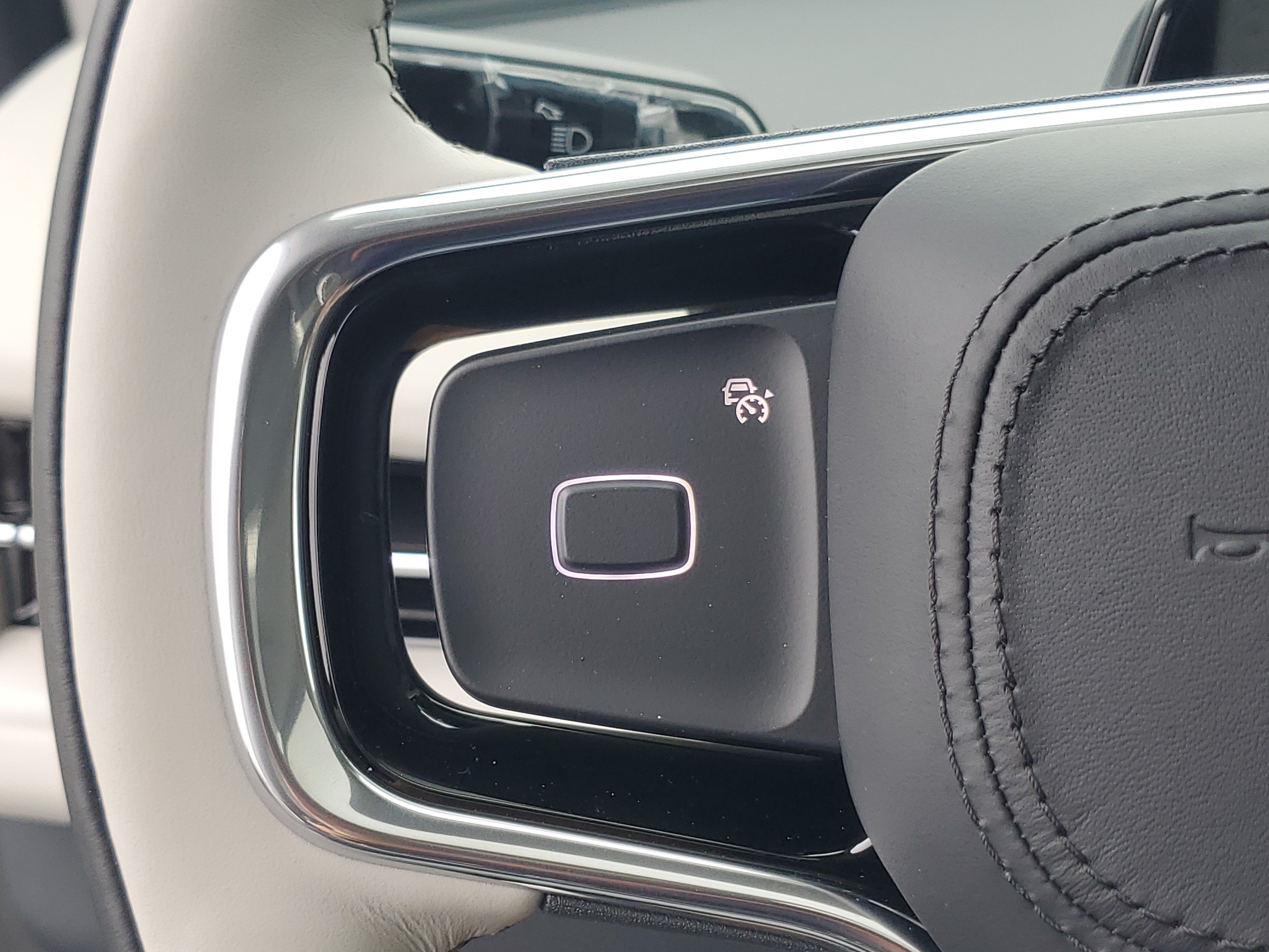 New 2026 Lincoln Navigator Reserve AWD/4WD image 17
