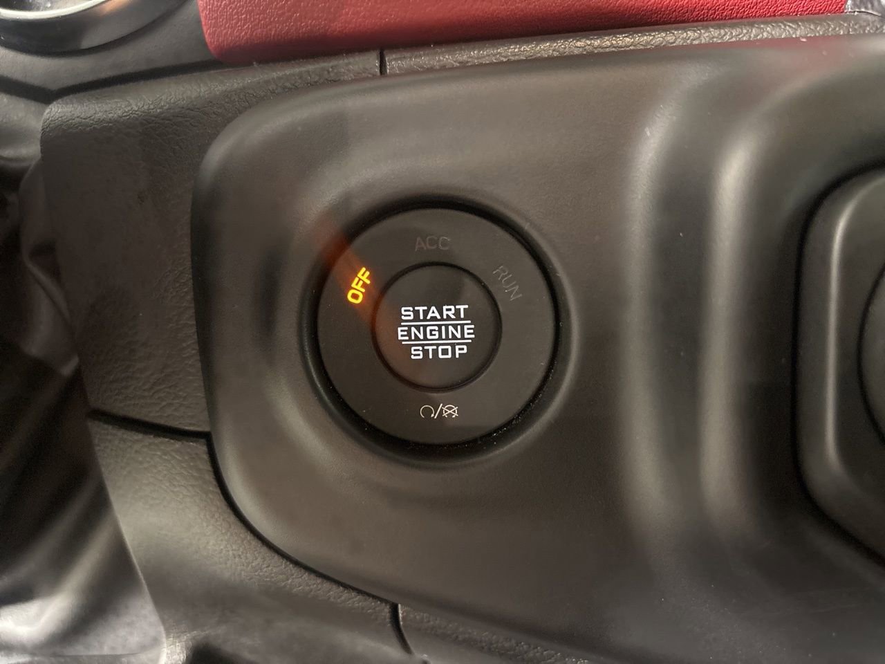 Used 2023 Jeep Wrangler Unlimited Rubicon 4xe AWD/4WD image 12