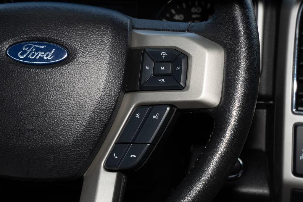 Used 2020 Ford F150 Lariat w/ Equipment Group 502A Luxury AWD/4WD image 26
