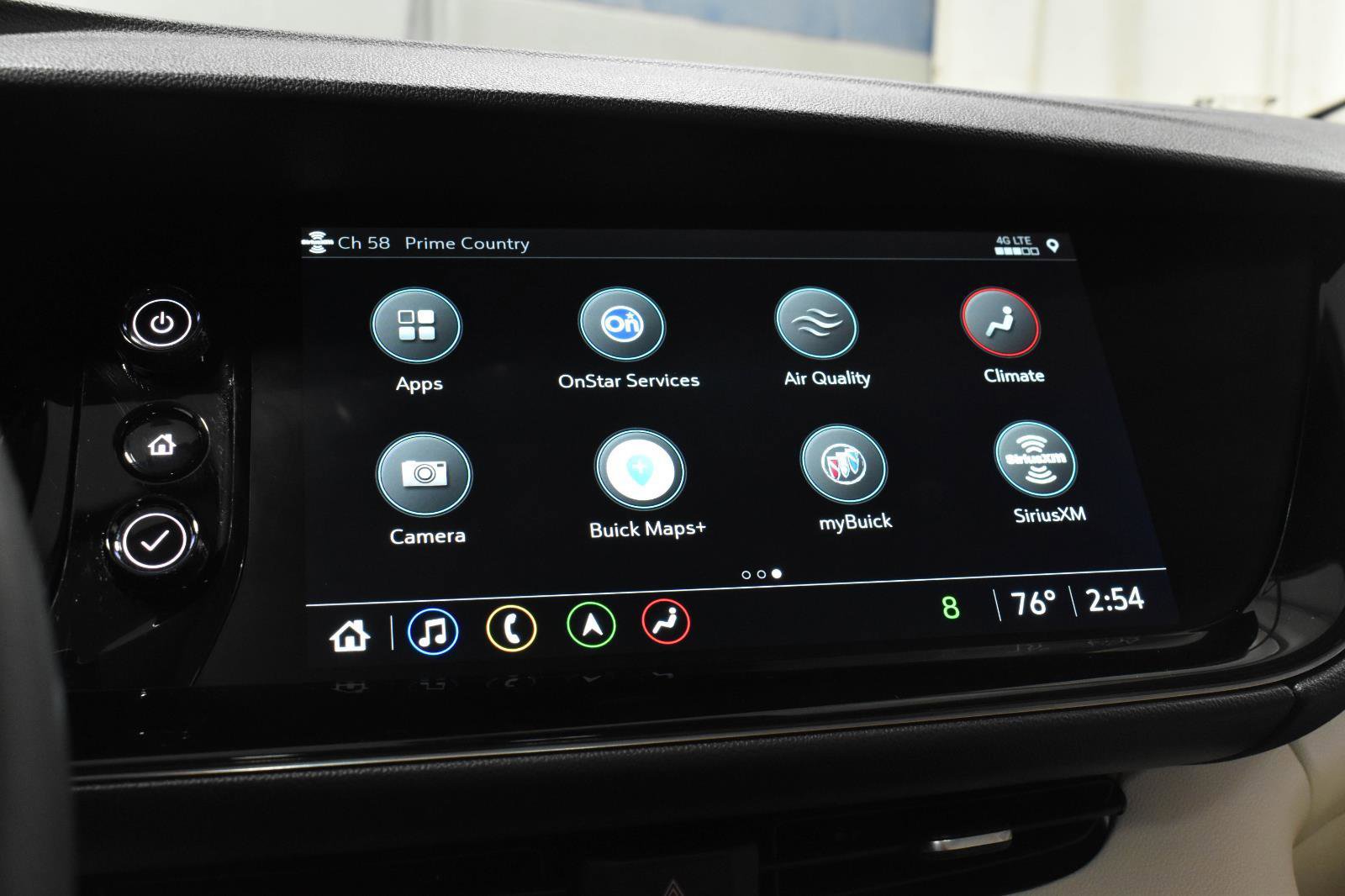 Used 2023 Buick Envision Avenir image 19