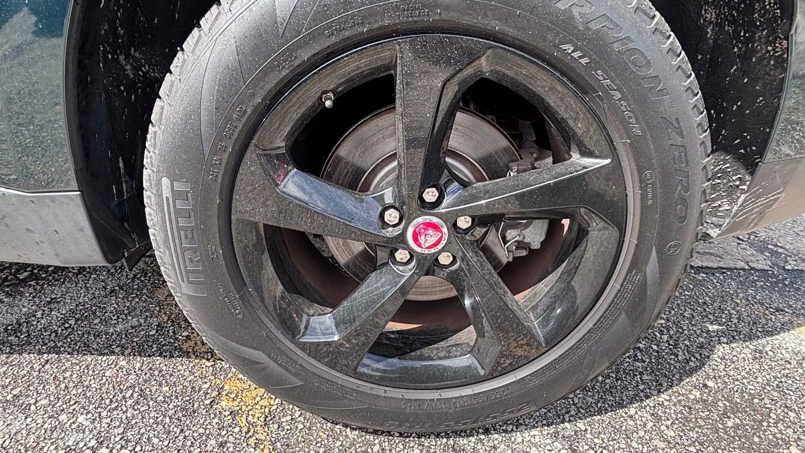 Used 2017 Jaguar F-PACE Prestige image 22