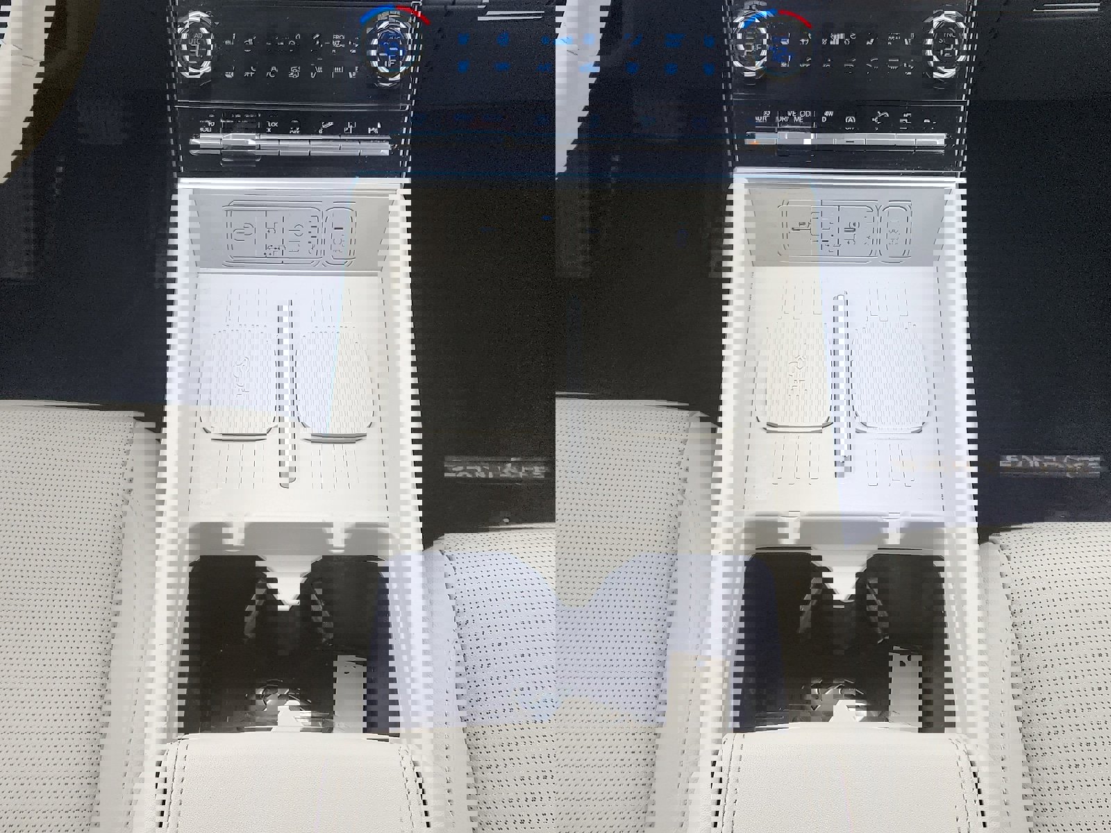 Used 2025 Hyundai Santa Fe Limited image 19