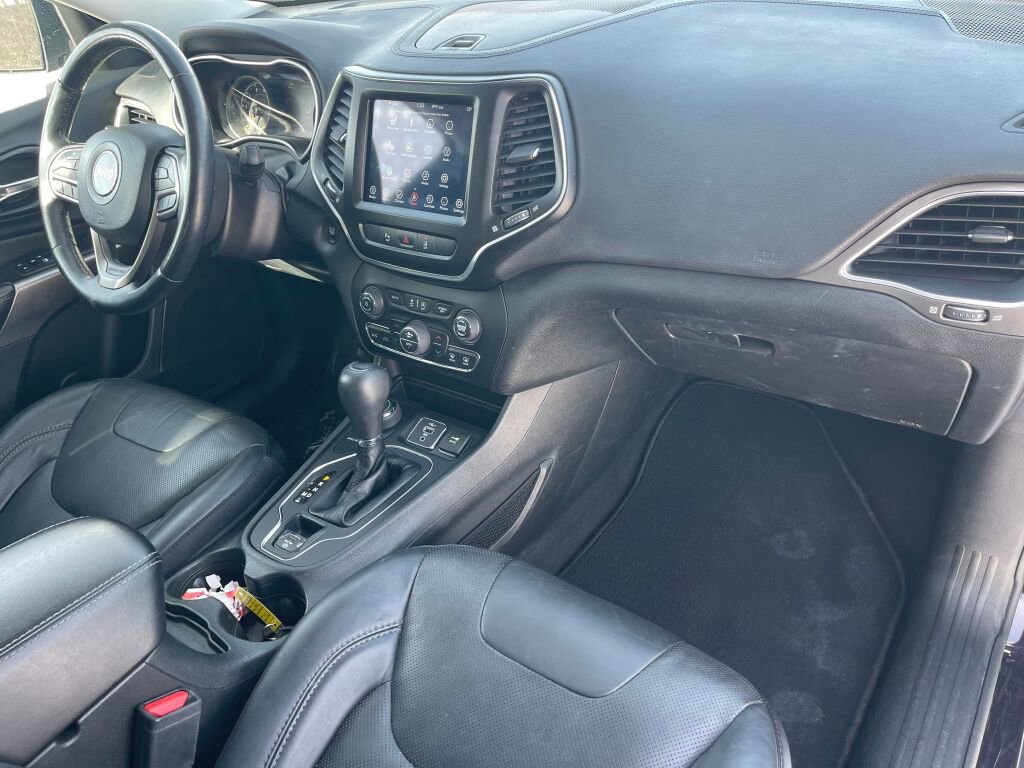 Used 2021 Jeep Cherokee Latitude Lux w/ Comfort/Convenience Group image 23