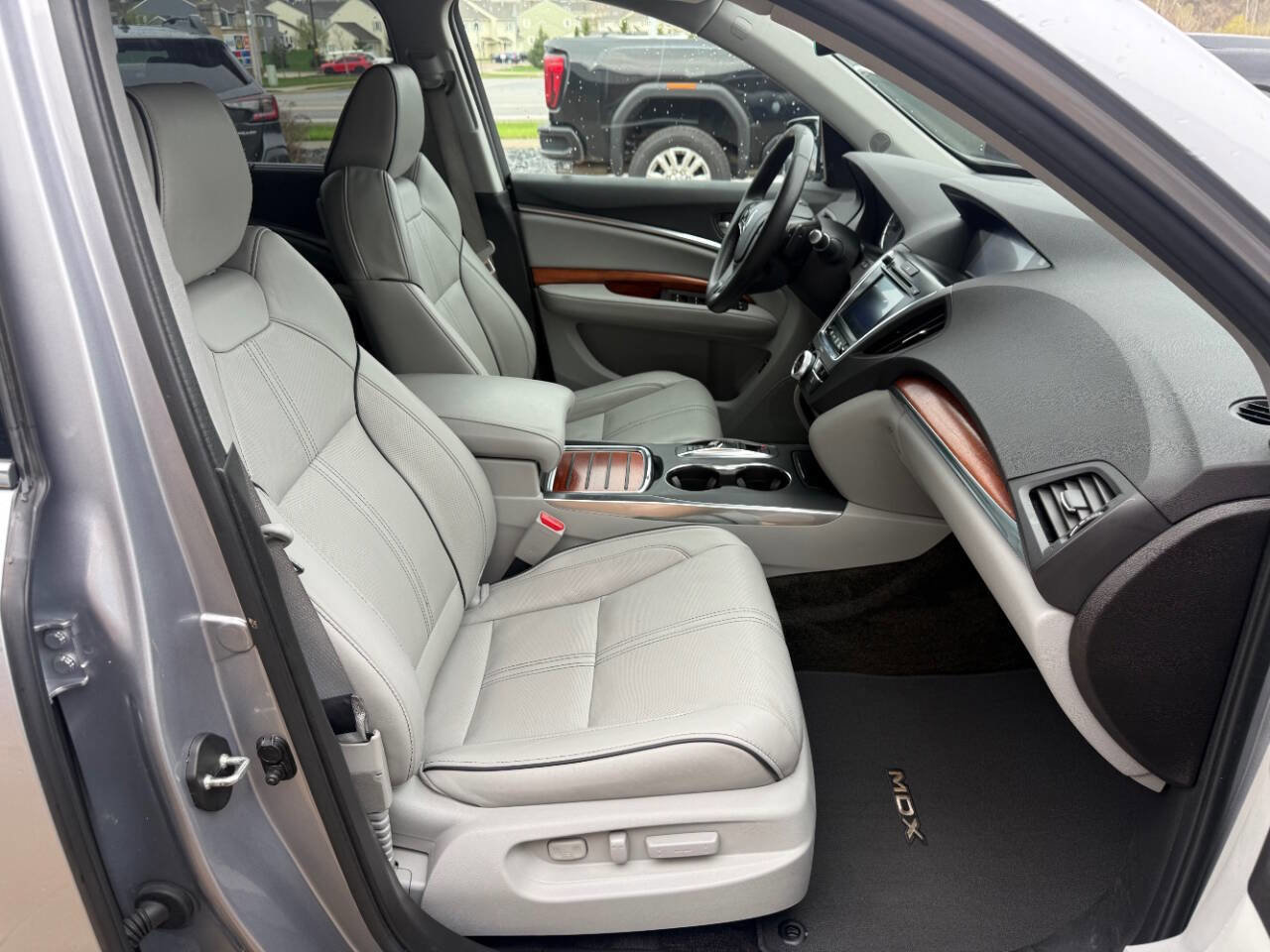 Used 2017 Acura MDX SH-AWD w/ Advance Package image 31