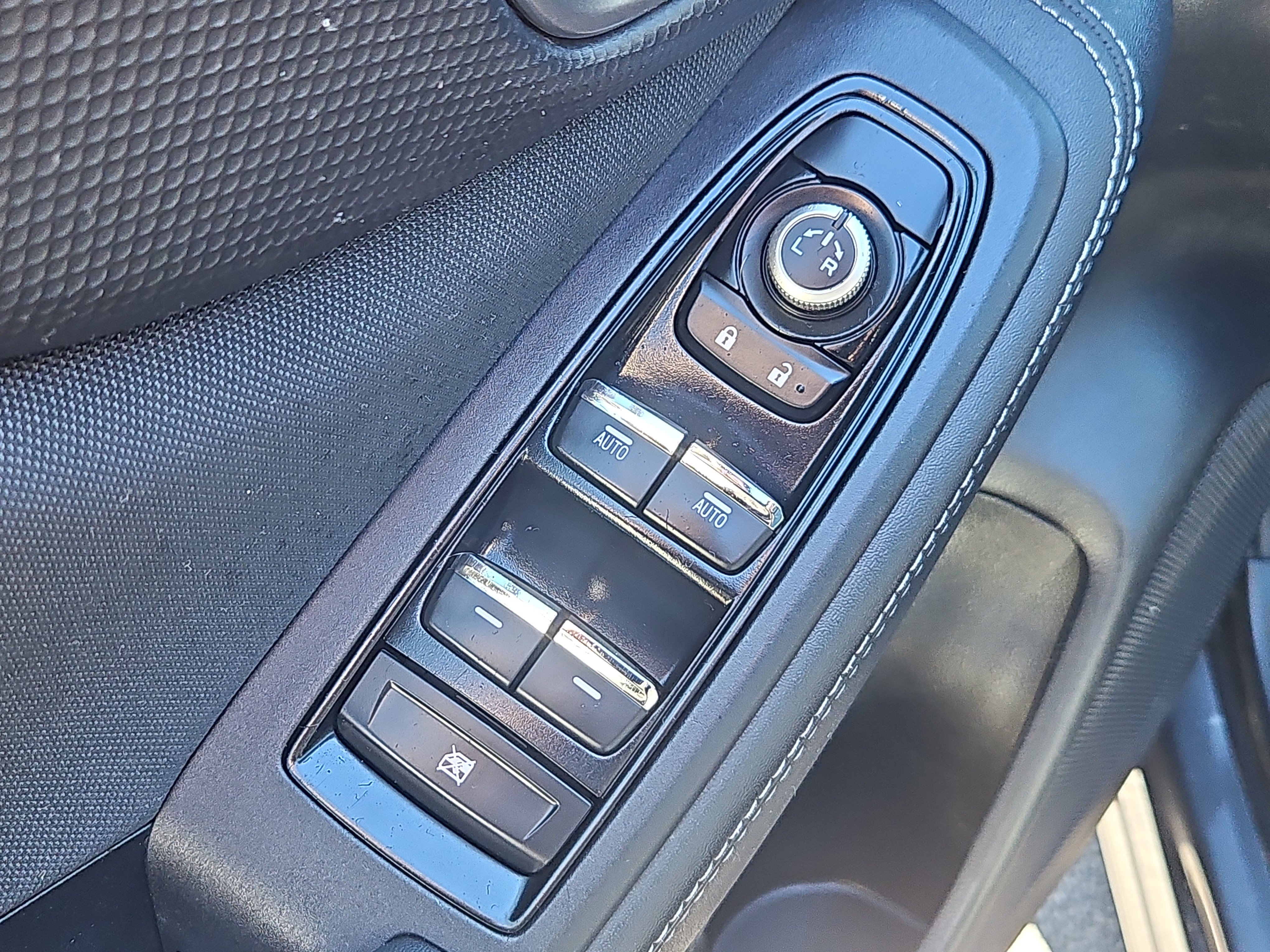 Used 2020 Subaru Forester Premium image 16