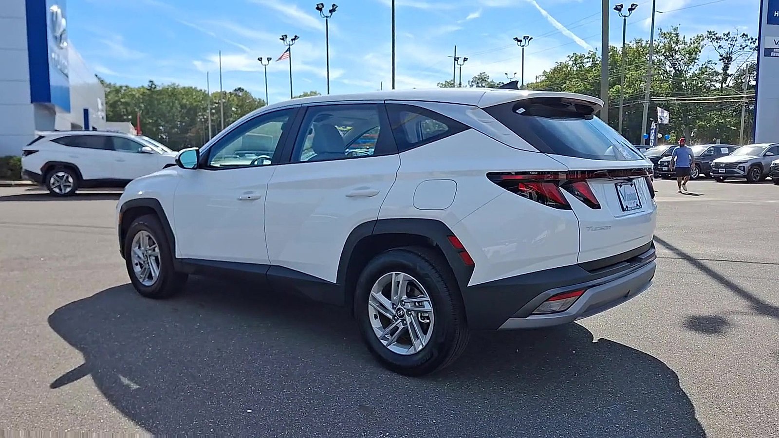 Used 2025 Hyundai Tucson SE image 6