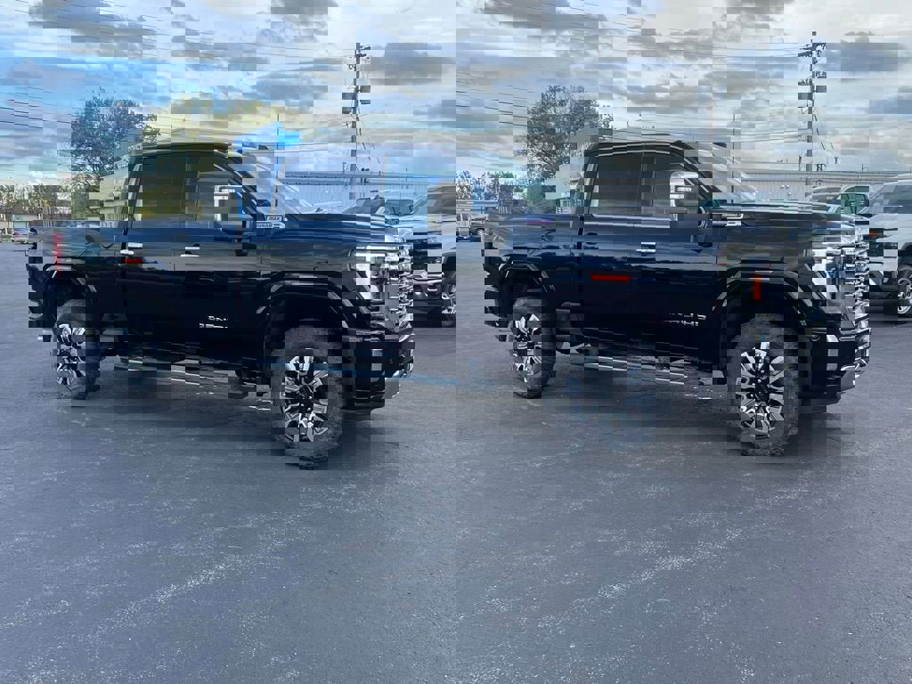 New 2025 GMC Sierra 2500 Denali w/ Denali Reserve Package image 10