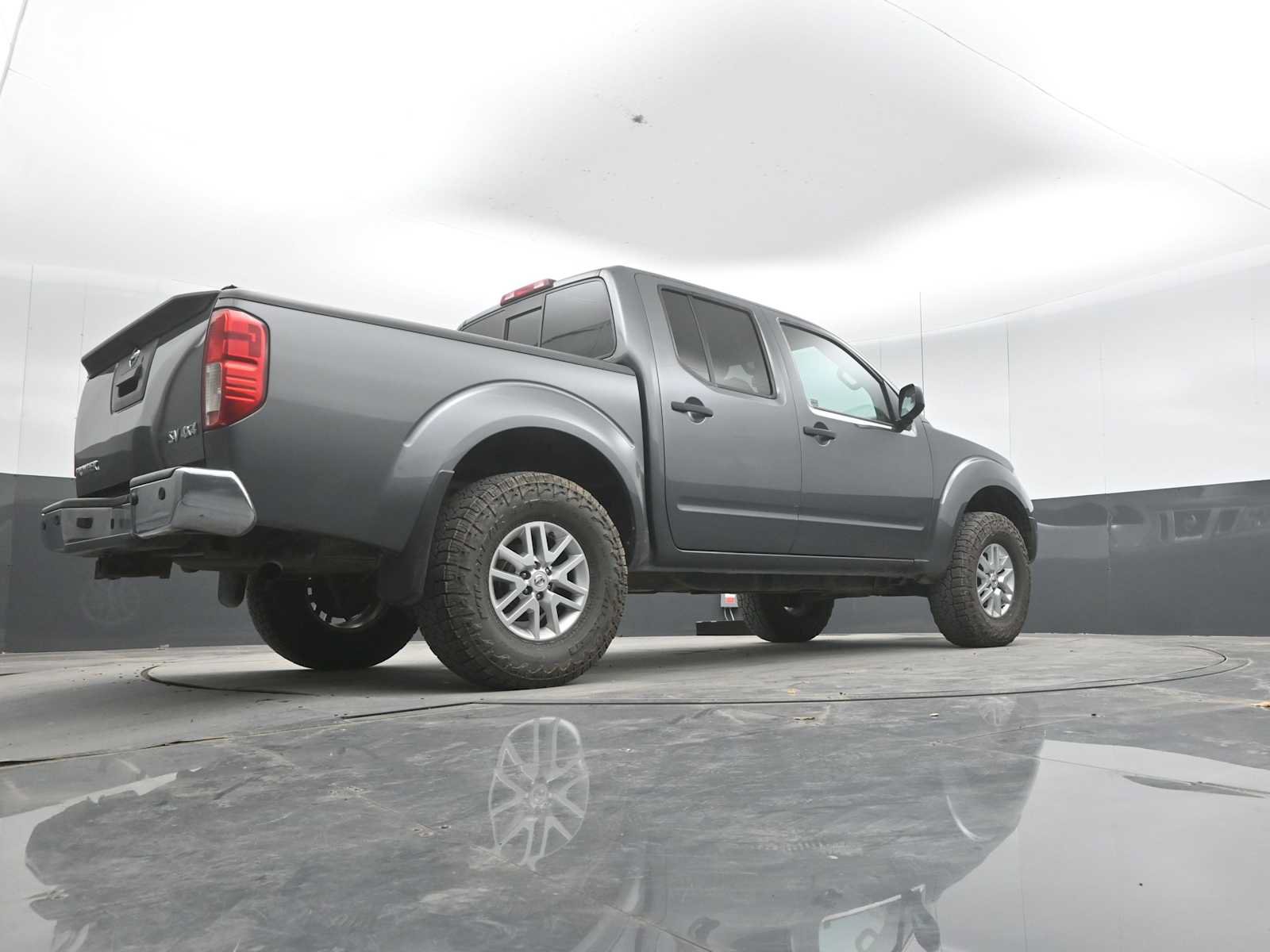 Used 2021 Nissan Frontier SV AWD/4WD image 33